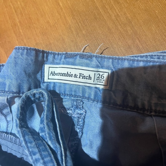 Abercrombie paper bag shorts - Picture 5 of 5